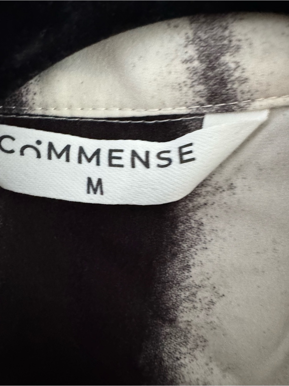 Commense Size M Black & White Abstract Button-Down Shirt - Picture 3 of 5